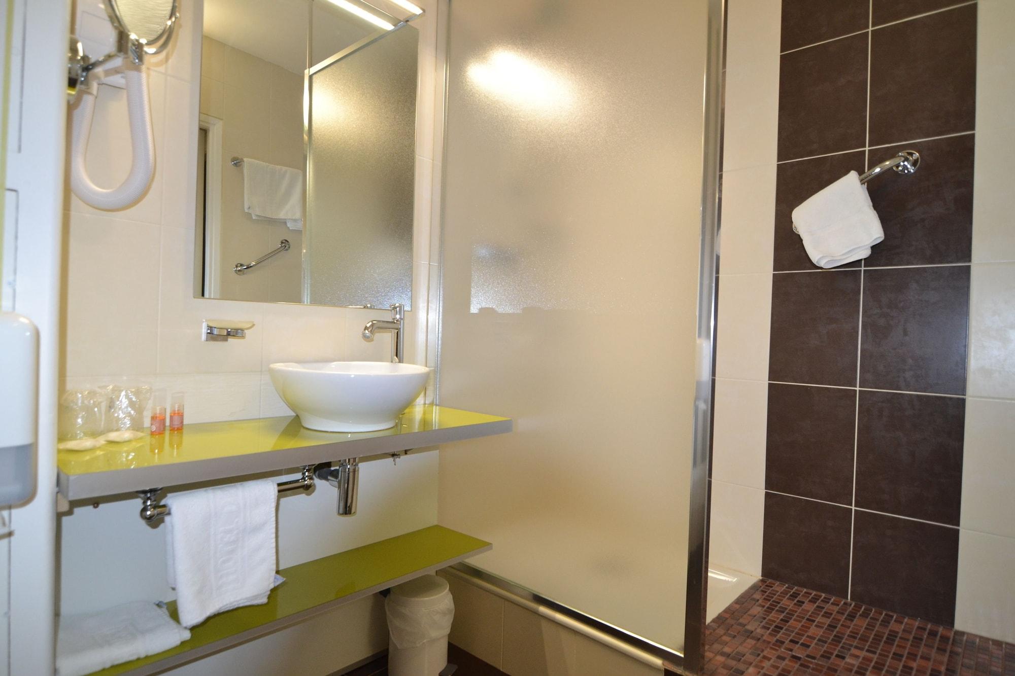 Brit Hotel Cahors - Le France Zewnętrze zdjęcie