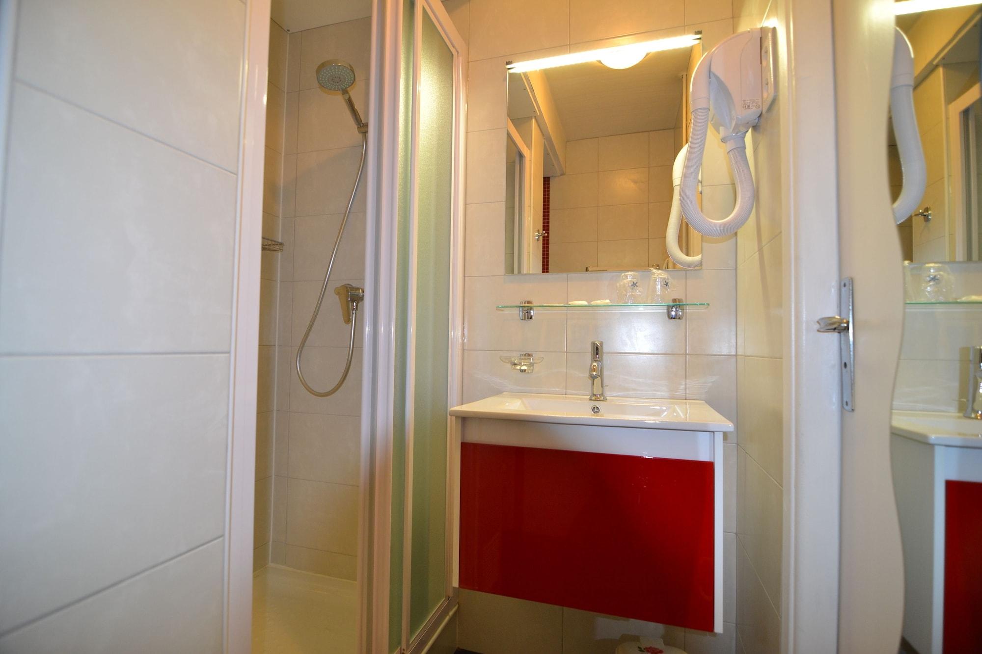 Brit Hotel Cahors - Le France Zewnętrze zdjęcie