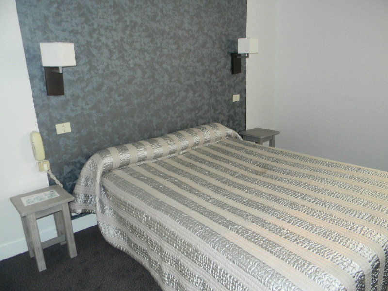 Brit Hotel Cahors - Le France Zewnętrze zdjęcie